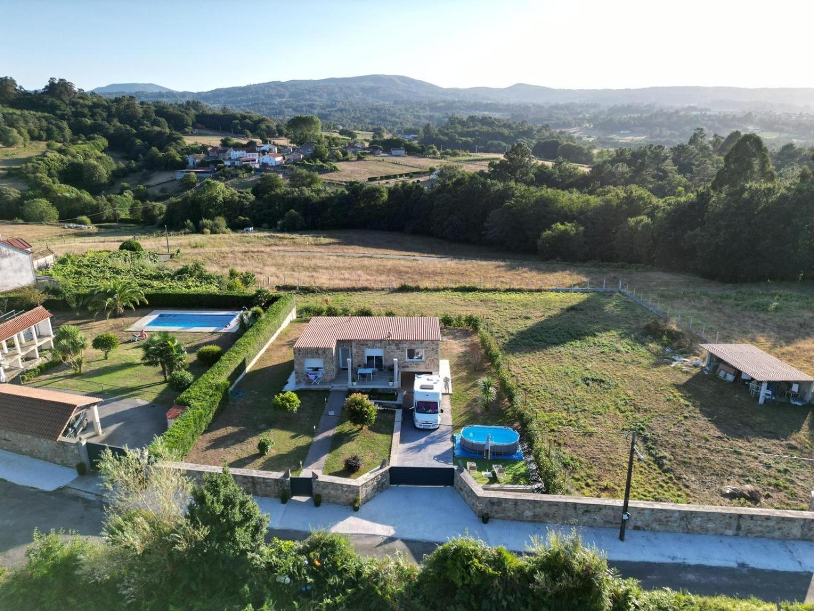 Casa Vanguardista En El Campo Cerca De Santiago Pontevedra Eksteriør billede
